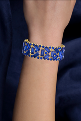 Gold | Geo Stone Stretch Bracelet Model